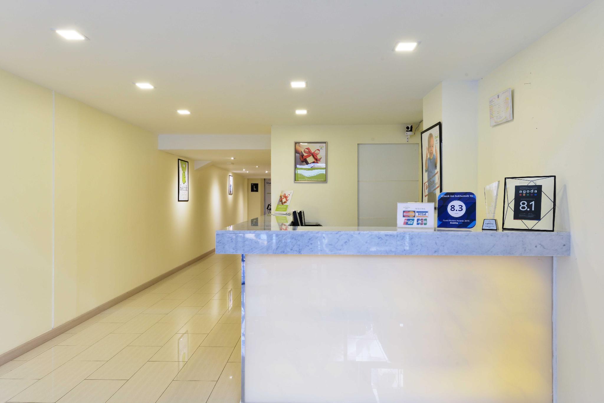 בנגקוק Icheck Inn Sukhumvit 19 מראה חיצוני תמונה