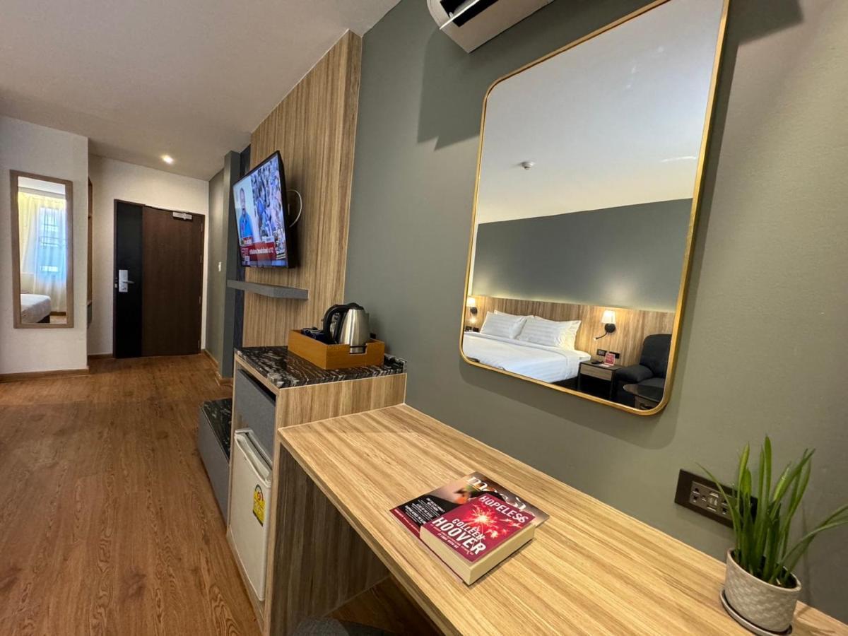 בנגקוק Icheck Inn Sukhumvit 19 מראה חיצוני תמונה