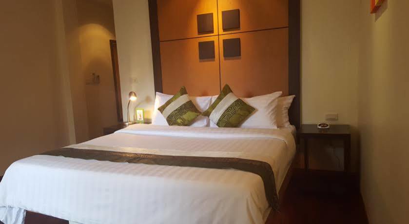 בנגקוק Icheck Inn Sukhumvit 19 מראה חיצוני תמונה